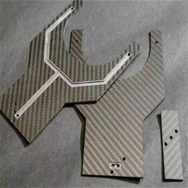 DIY碳纤维制造：简单步骤和技巧